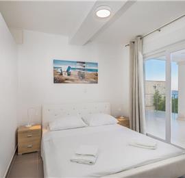 Luxury 6 Bedroom Seafront Villa with pool and Separate Apartment along Secluded Beach near Hvar Town, Sleeps 10-12